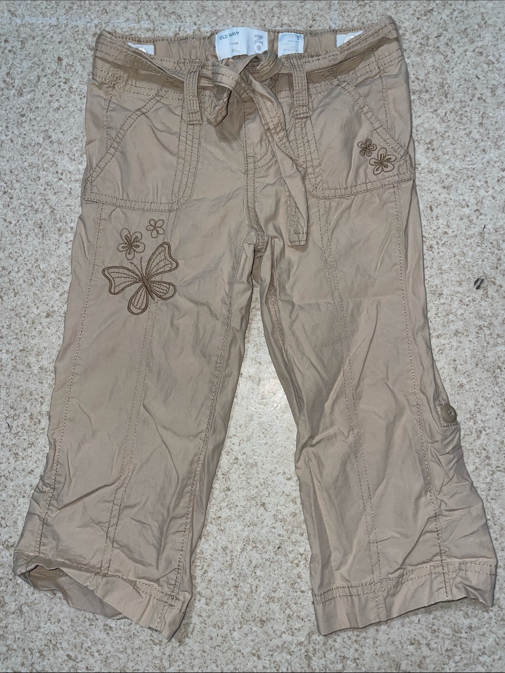 Y2K Old Navy Tan Girls' Butterfly-Embroidered Cargo pant/capri convertible